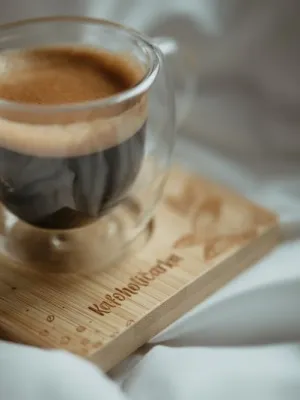 Set dve šoljice za kafu : Kafoholičarka