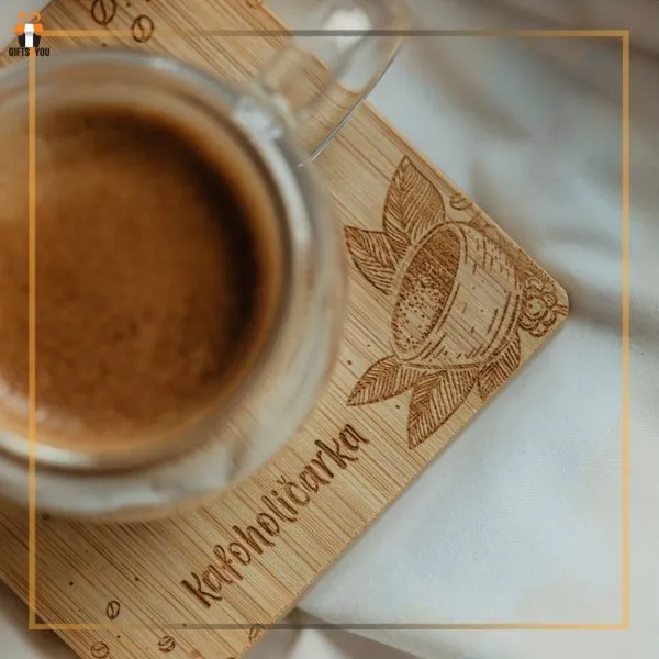 Proizvod Set dve šoljice za kafu : Kafoholičarka Slika